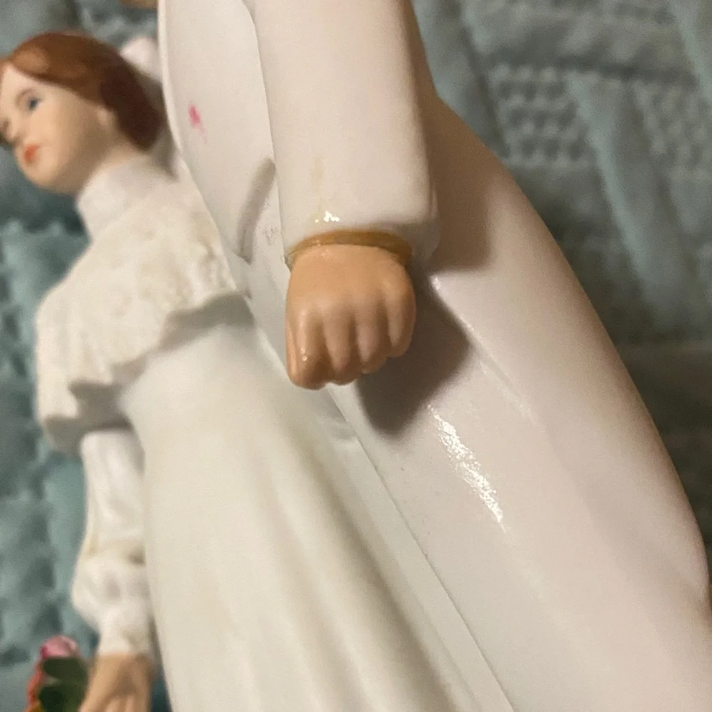 Enesco Bride and Groom Cake Topper with Red and White Accents